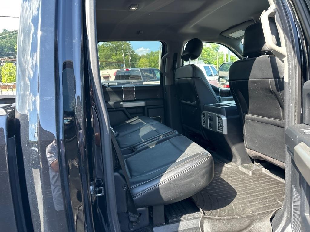 Ford Super Duty F-350 DRW King Ranch 4WD Crew Cab 8' Box 2017
