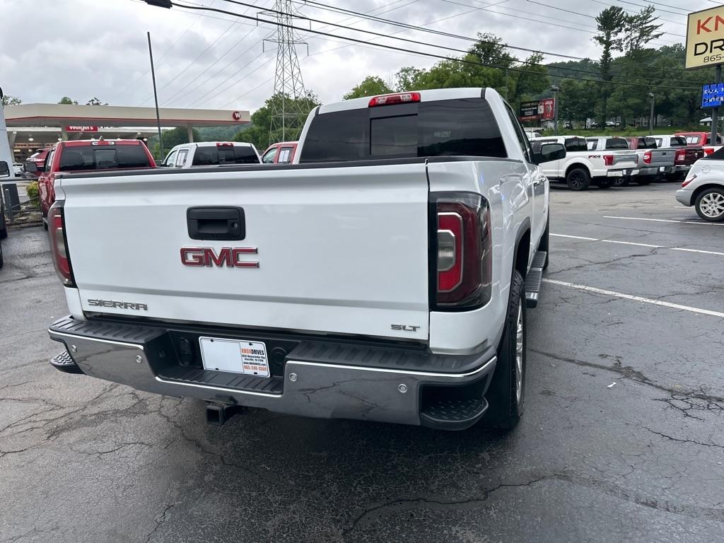GMC Sierra 1500 4WD Crew Cab 153.0" SLT 2017