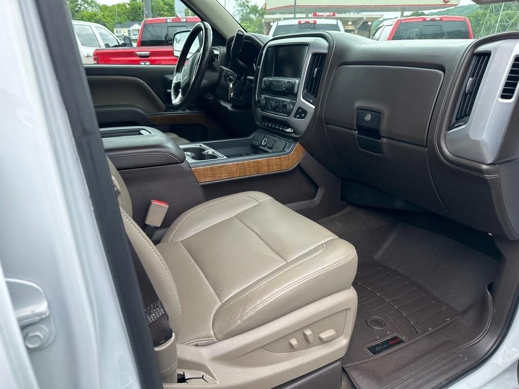 GMC Sierra 1500 4WD Crew Cab 153.0" SLT 2017