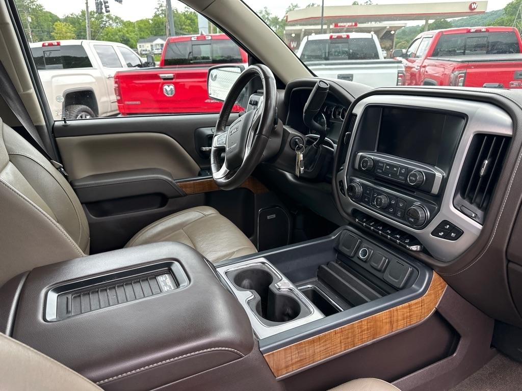GMC Sierra 1500 4WD Crew Cab 153.0" SLT 2017