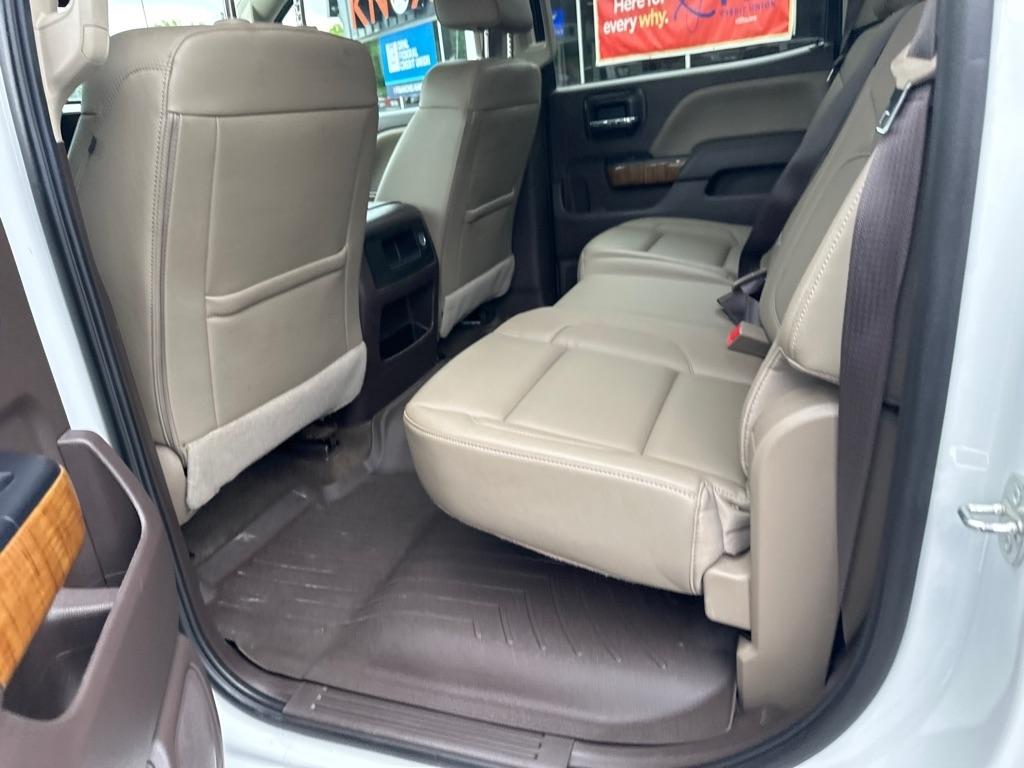 GMC Sierra 1500 4WD Crew Cab 153.0" SLT 2017