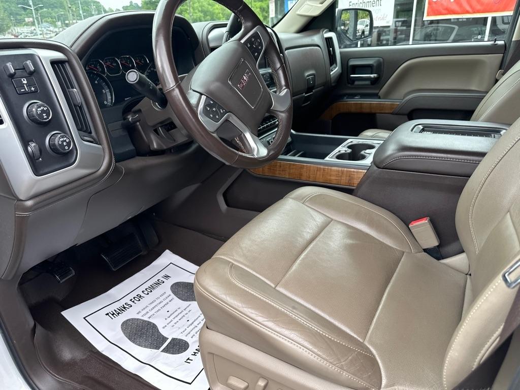 GMC Sierra 1500 4WD Crew Cab 153.0" SLT 2017