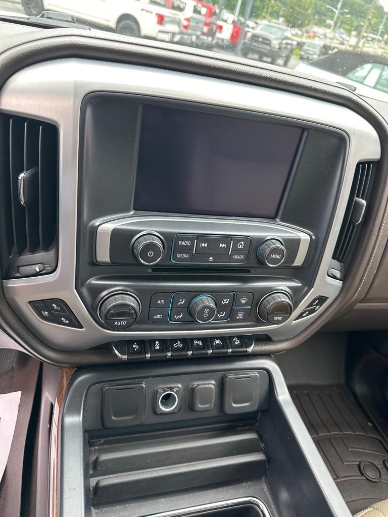 GMC Sierra 1500 4WD Crew Cab 153.0" SLT 2017