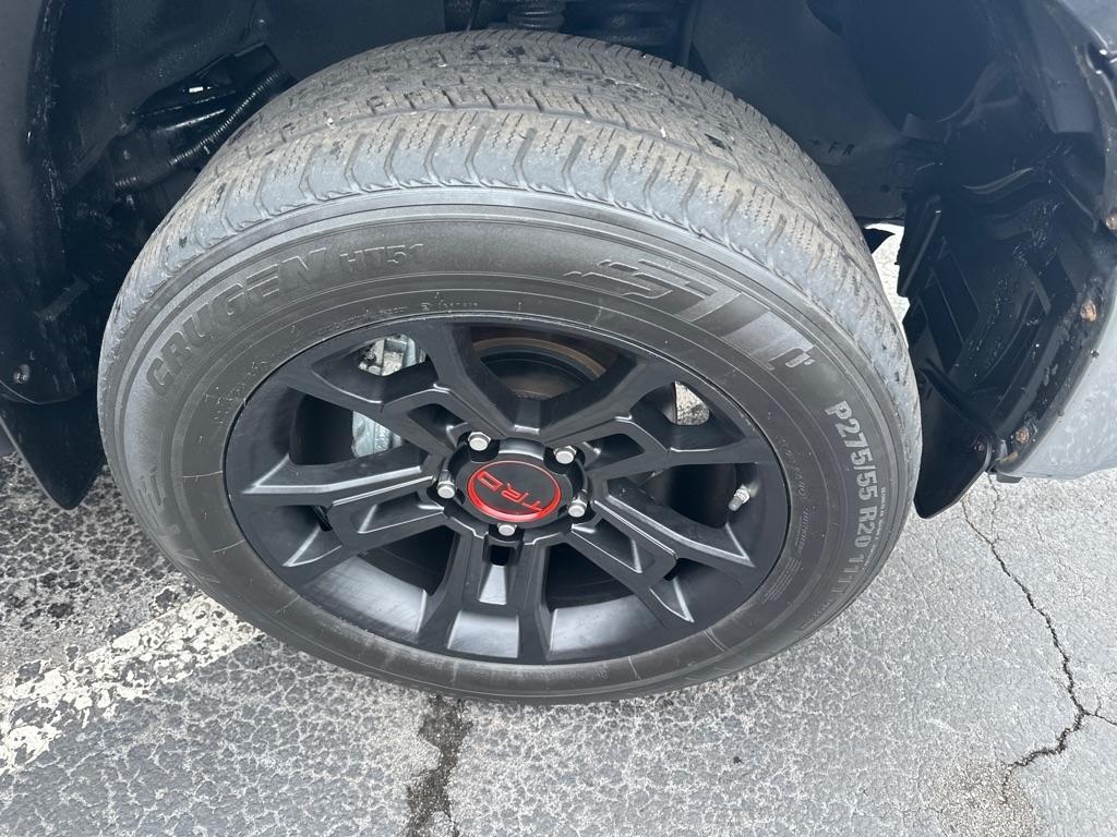 Toyota Tundra 4WD Truck Double Cab 5.7L V8 6-Spd AT LTD (Natl) 2016