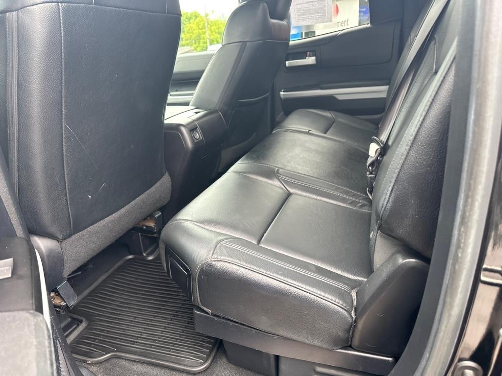 Toyota Tundra 4WD Truck Double Cab 5.7L V8 6-Spd AT LTD (Natl) 2016