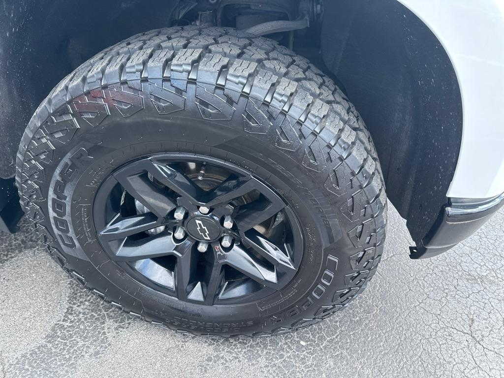 Chevrolet Silverado 1500 4WD Crew Cab 147" LT Trail Boss 2020