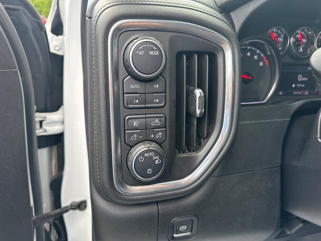 Chevrolet Silverado 1500 4WD Crew Cab 147" LT Trail Boss 2020