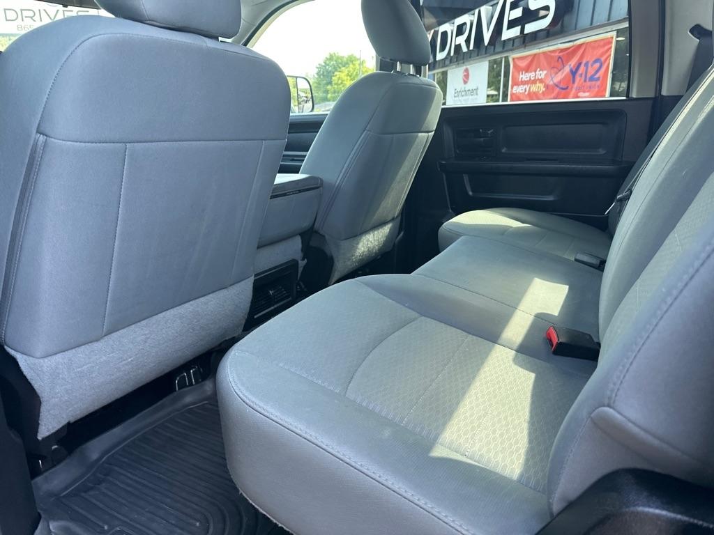 RAM 3500 4WD Crew Cab 149" Tradesman 2016