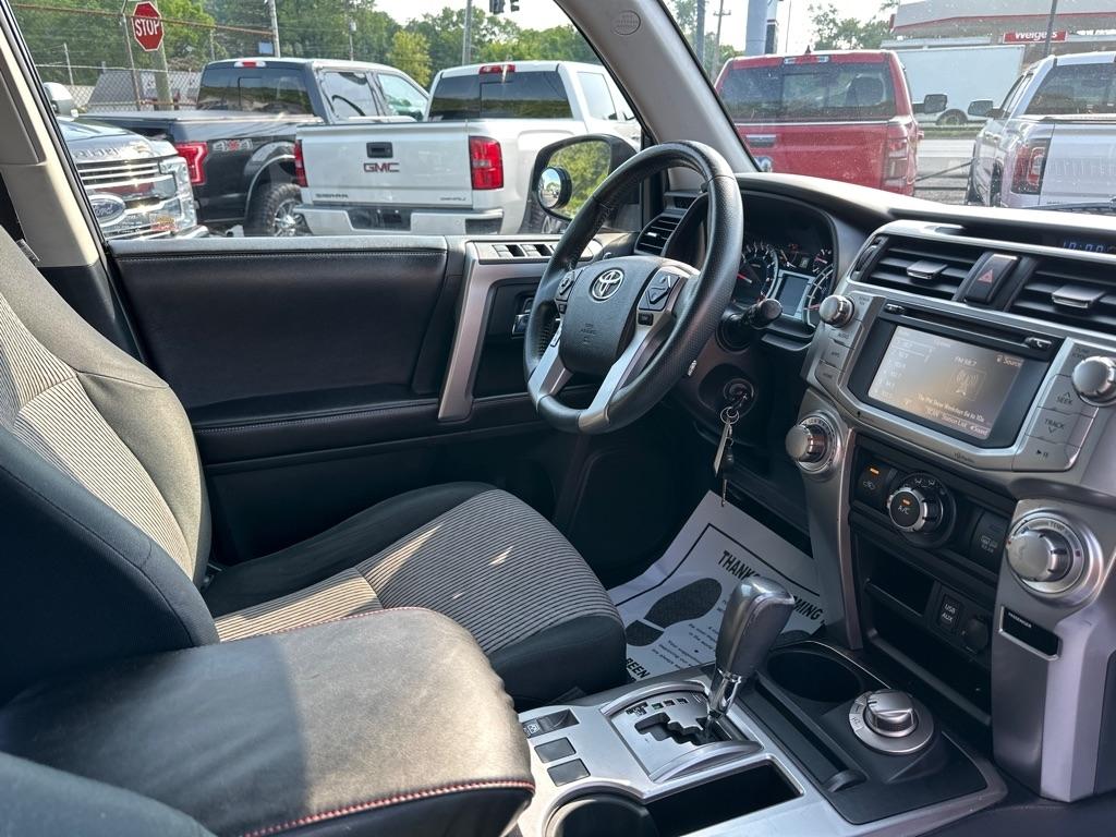 Toyota 4Runner 4WD 4dr V6 Trail Premium (Natl) 2016