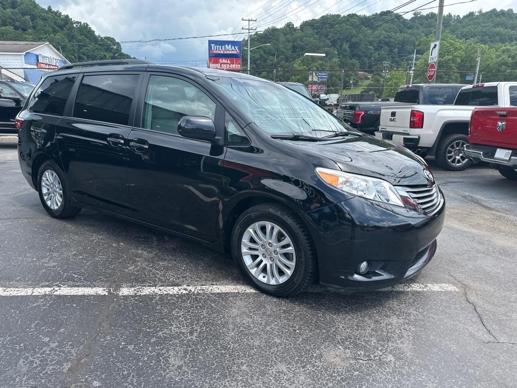 Toyota Sienna 5dr 8-Pass Van XLE Premium FWD (Natl) 2015