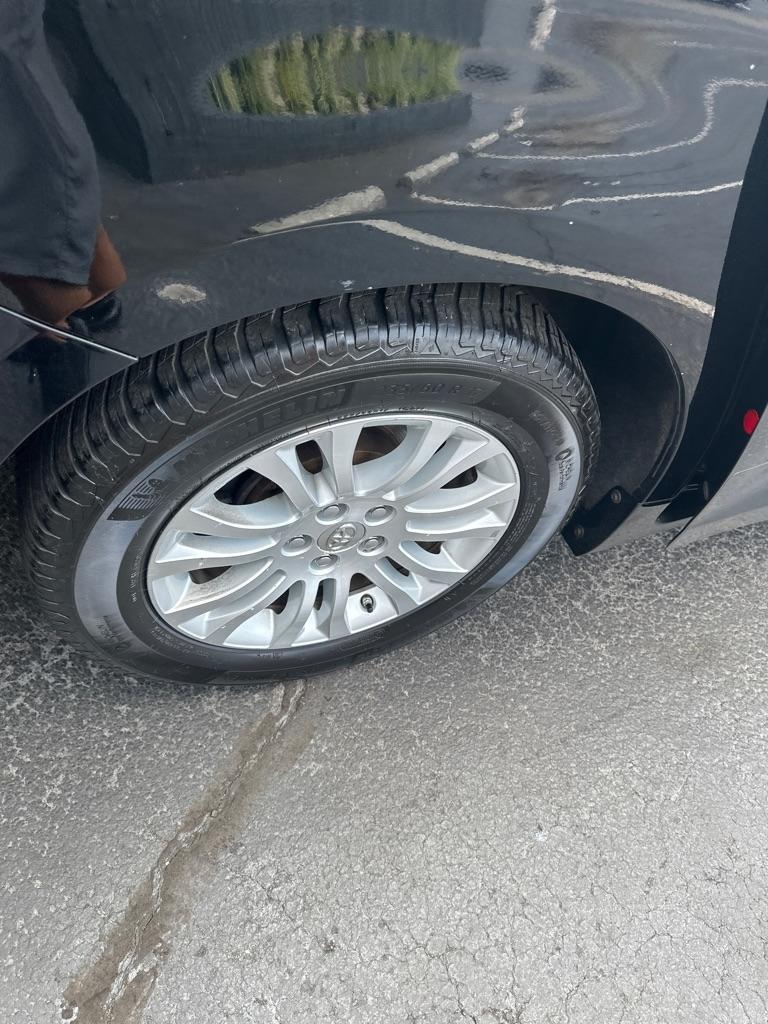 Toyota Sienna 5dr 8-Pass Van XLE Premium FWD (Natl) 2015