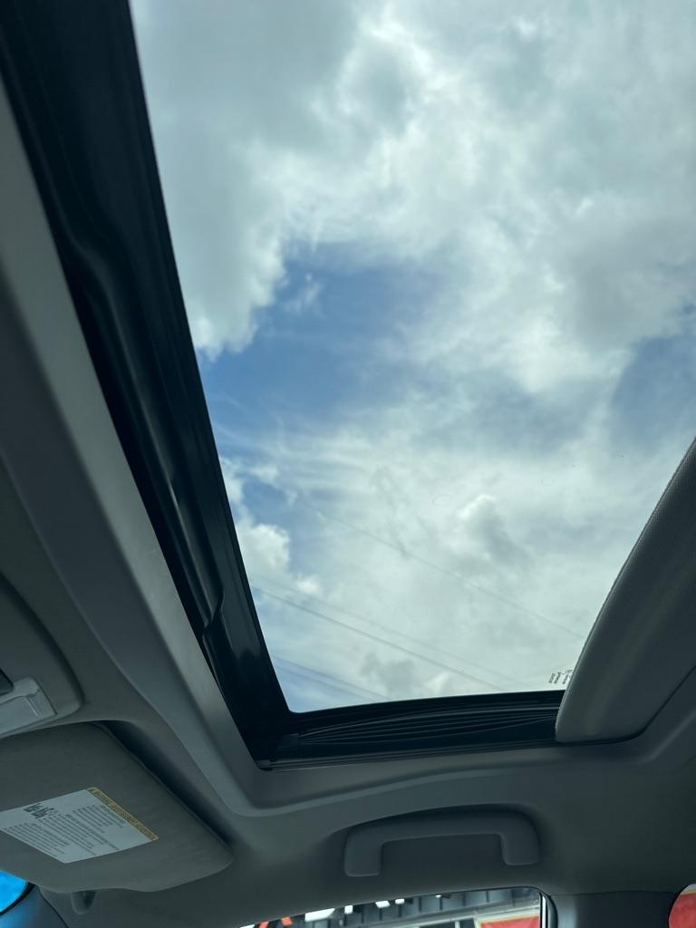 Toyota Sienna 5dr 8-Pass Van XLE Premium FWD (Natl) 2015