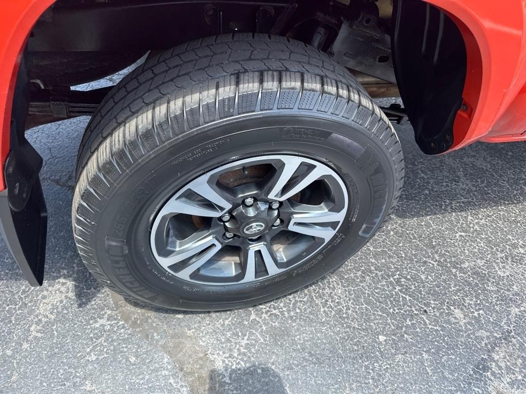 Toyota Tacoma 4WD Double Cab V6 MT TRD Off Road (Natl) 2016