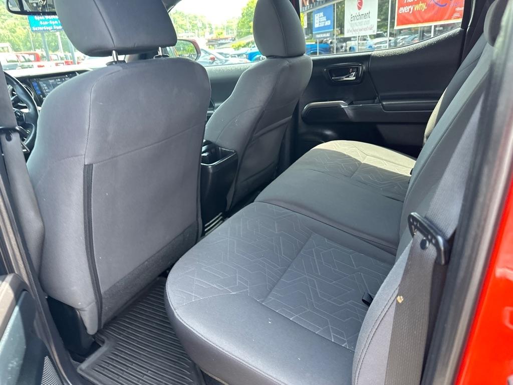 Toyota Tacoma 4WD Double Cab V6 MT TRD Off Road (Natl) 2016