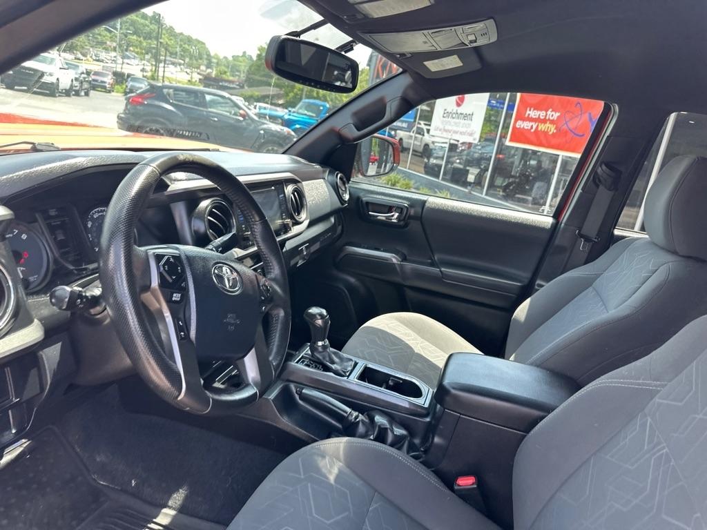 Toyota Tacoma 4WD Double Cab V6 MT TRD Off Road (Natl) 2016
