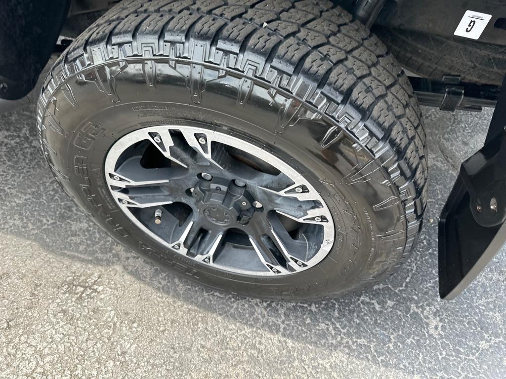 Toyota Tacoma TRD Off Road Double Cab 5' Bed V6 4x4 MT (Natl) 2017