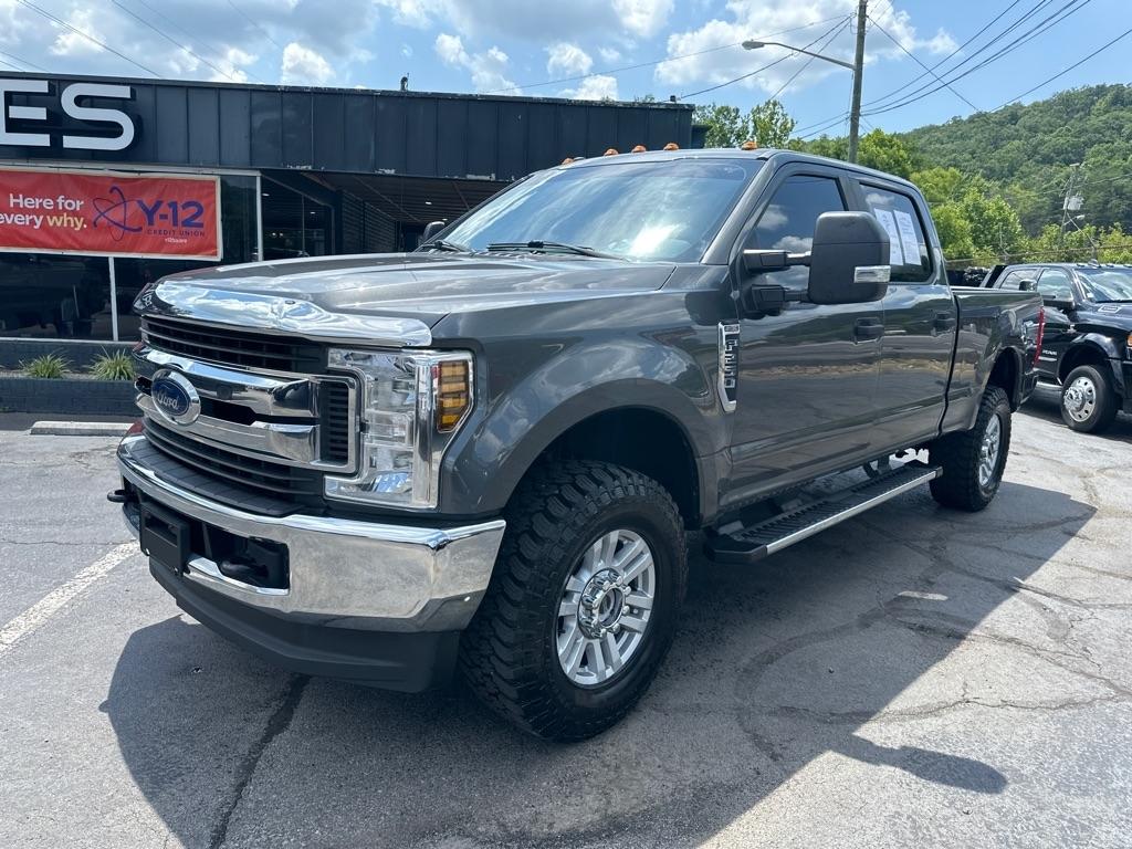 2019 Ford Super Duty F-250 SRW XL 4WD Crew Cab 6.75' Box