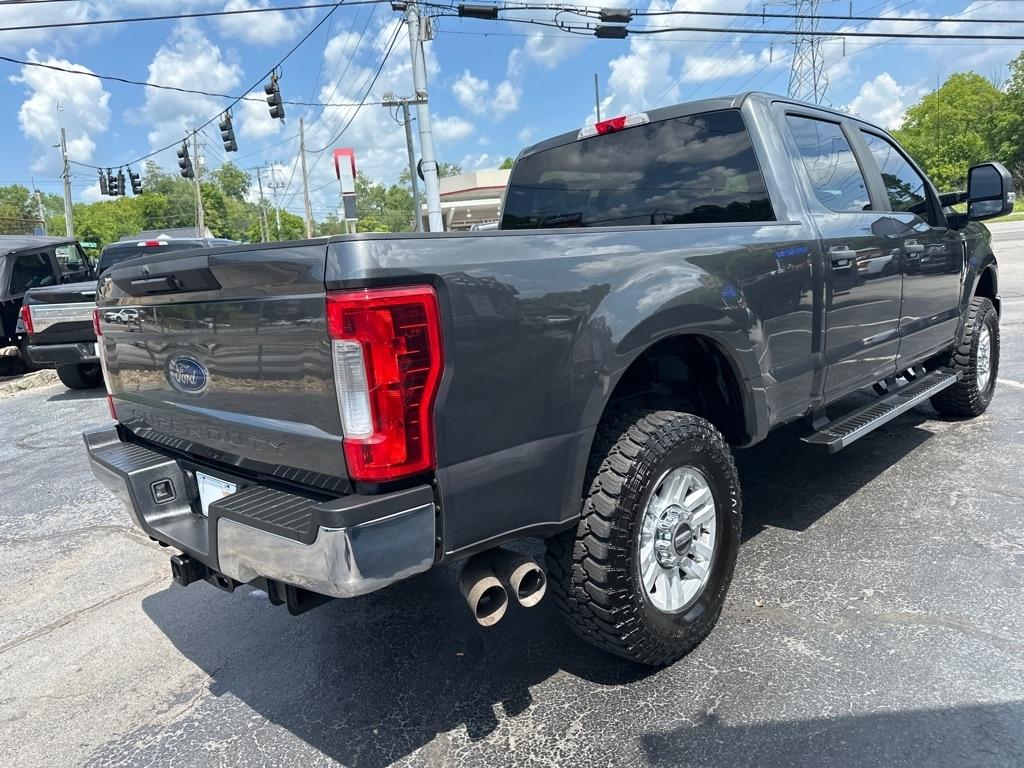 Ford Super Duty F-250 SRW King Ranch 4WD Crew Cab 8' Box 2019