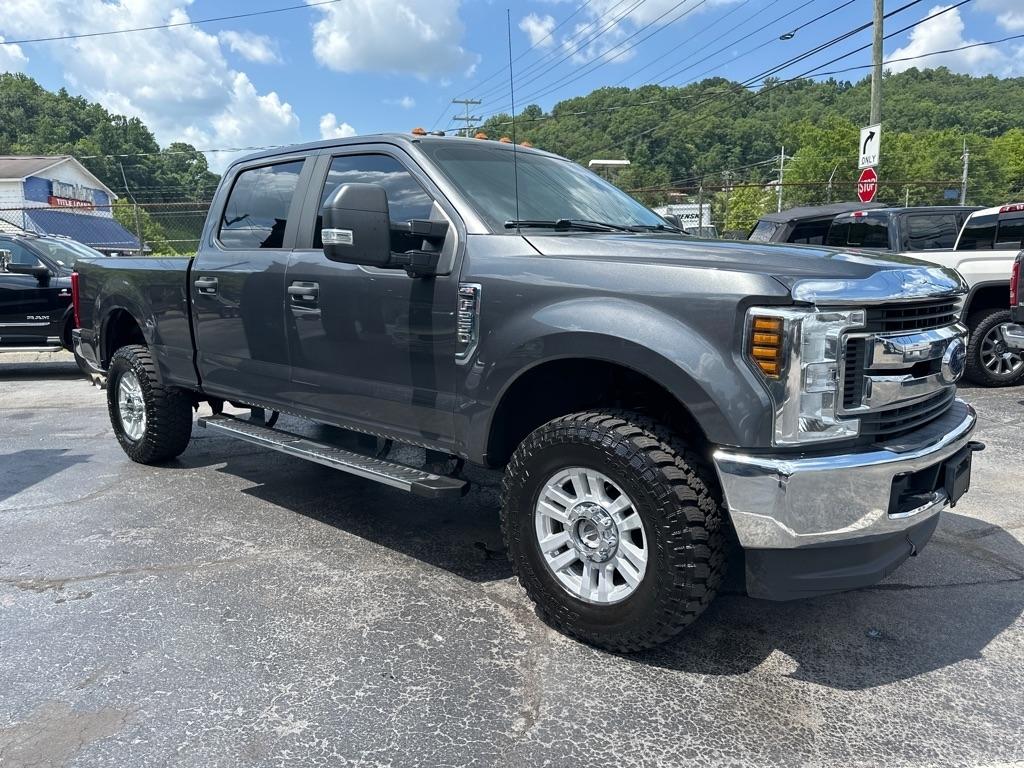 Ford Super Duty F-250 SRW King Ranch 4WD Crew Cab 8' Box 2019