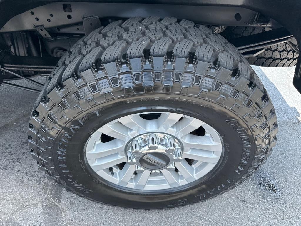 Ford Super Duty F-250 SRW King Ranch 4WD Crew Cab 8' Box 2019