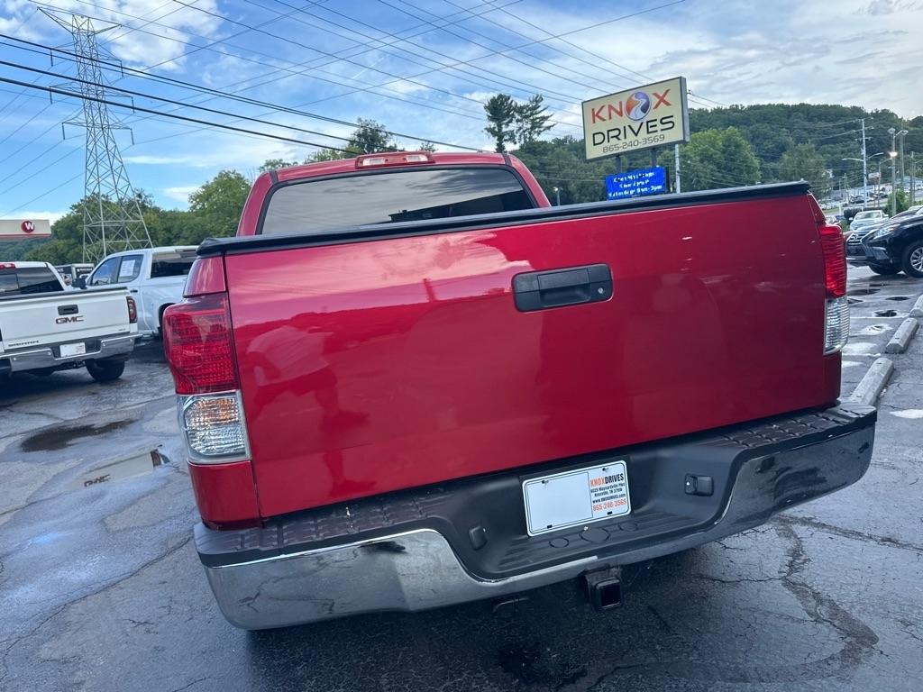 Toyota Tundra 4WD Truck CrewMax 5.7L FFV V8 6-Spd AT (Natl) 2012