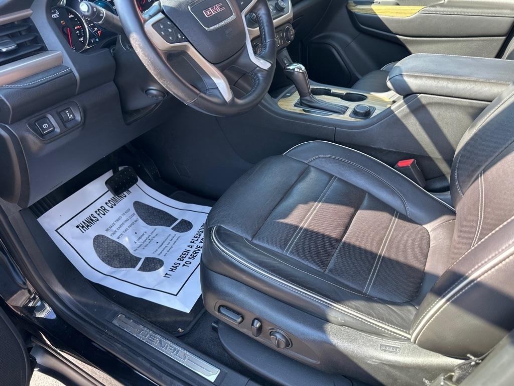 GMC Acadia AWD 4dr Denali 2017