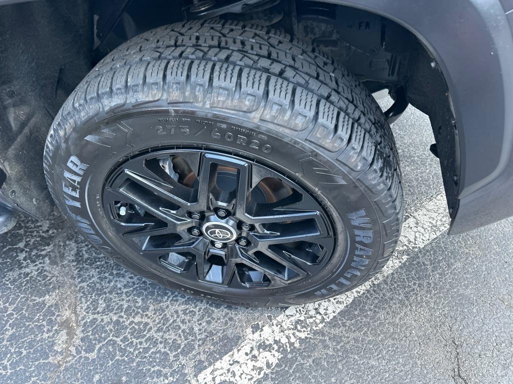 Toyota Tundra 4WD SR5 Double Cab 6.5' Bed (Natl) 2022