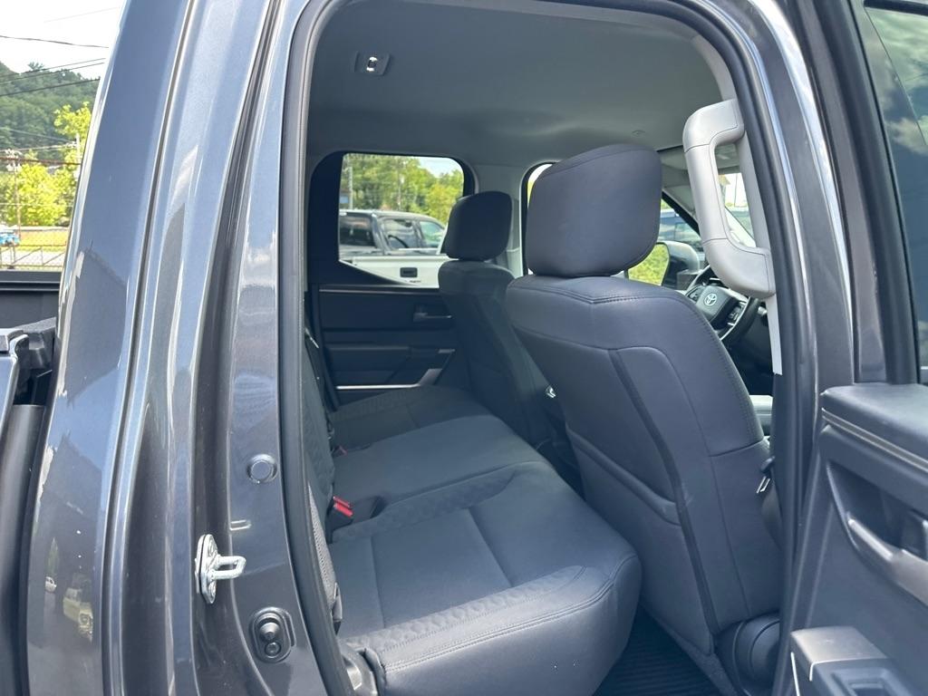 Toyota Tundra 4WD SR5 Double Cab 6.5' Bed (Natl) 2022