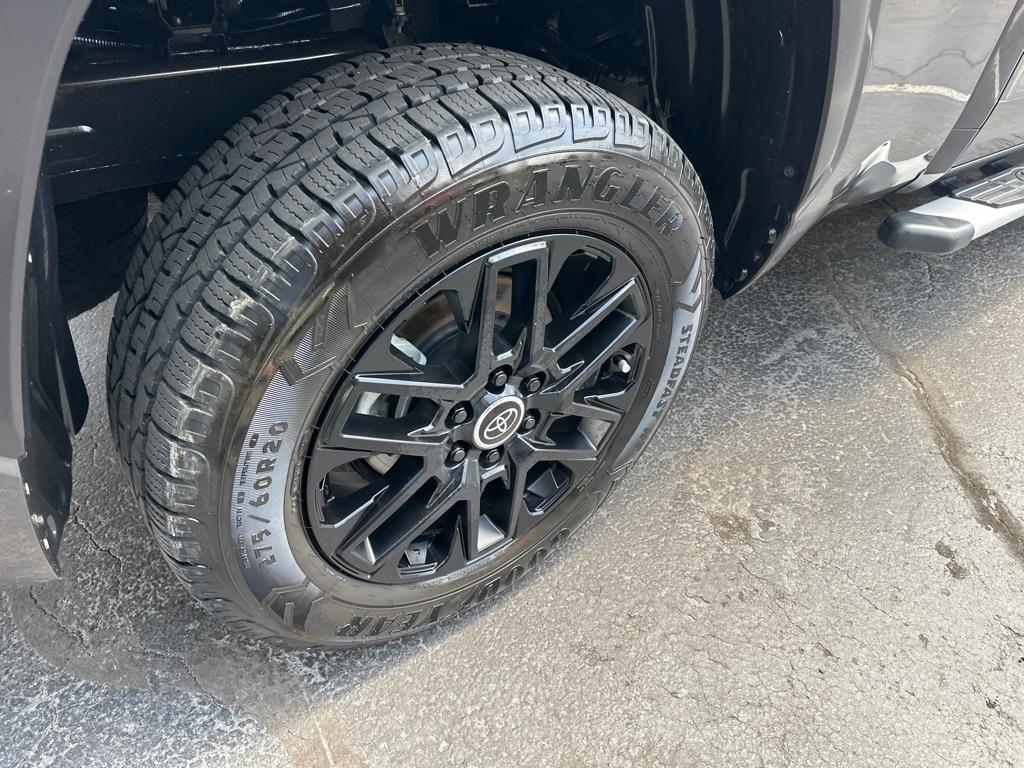 Toyota Tundra 4WD SR5 Double Cab 6.5' Bed (Natl) 2022