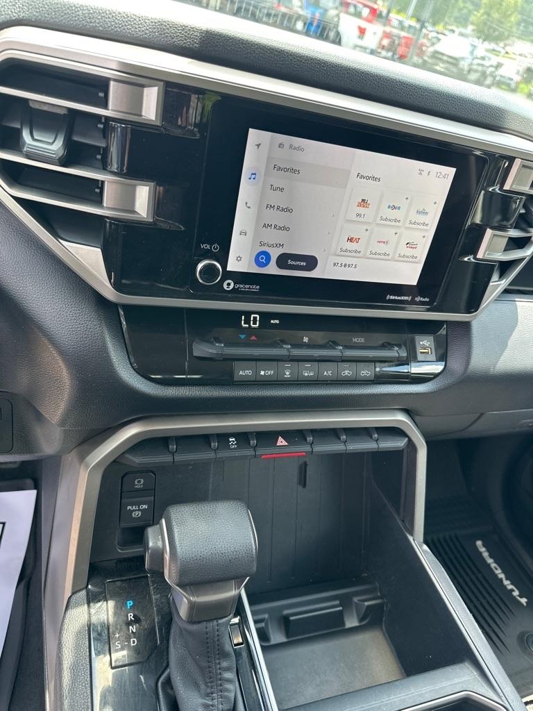 Toyota Tundra 4WD SR5 Double Cab 6.5' Bed (Natl) 2022