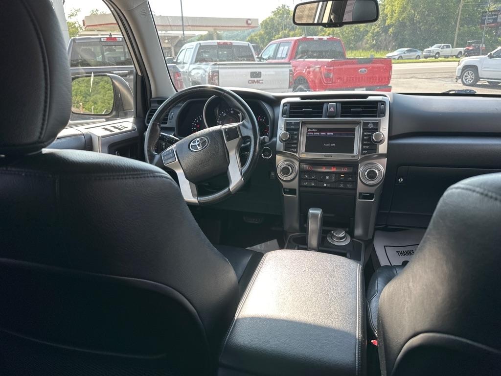 Toyota 4Runner 4WD 4dr V6 Limited (Natl) 2013