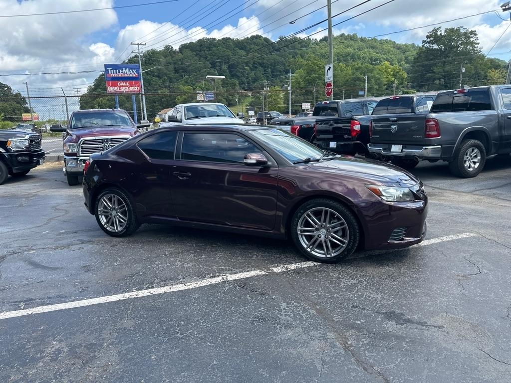 Scion tC 2dr HB Man (Natl) 2012