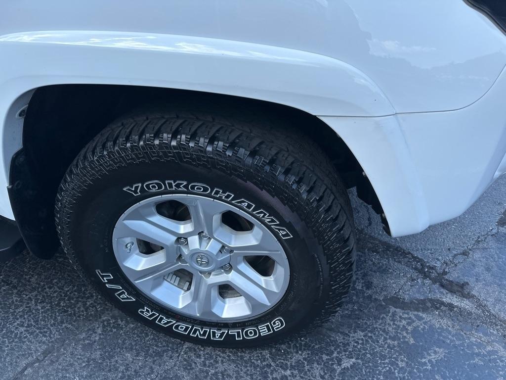 Toyota 4Runner 4WD 4dr V6 Trail Premium (Natl) 2014