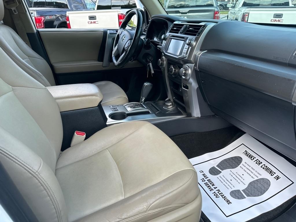 Toyota 4Runner 4WD 4dr V6 Trail Premium (Natl) 2014