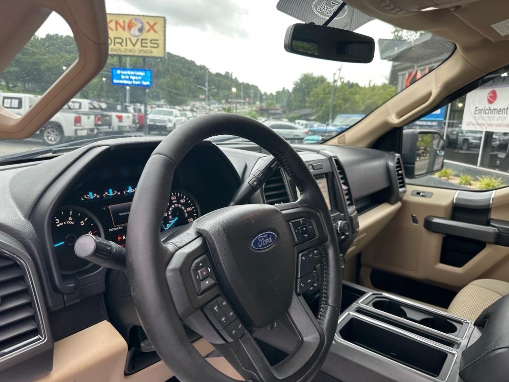 Ford F-150 Platinum 4WD SuperCrew 5.5' Box 2017