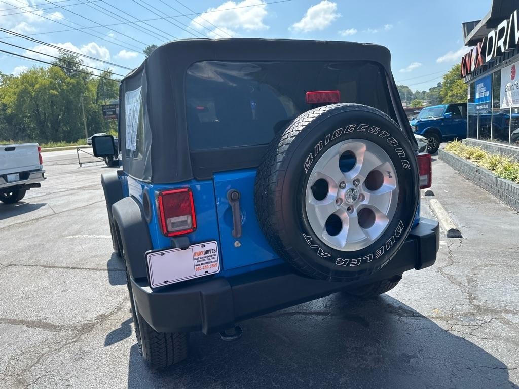 Jeep Wrangler 4WD 2dr Sport 2011