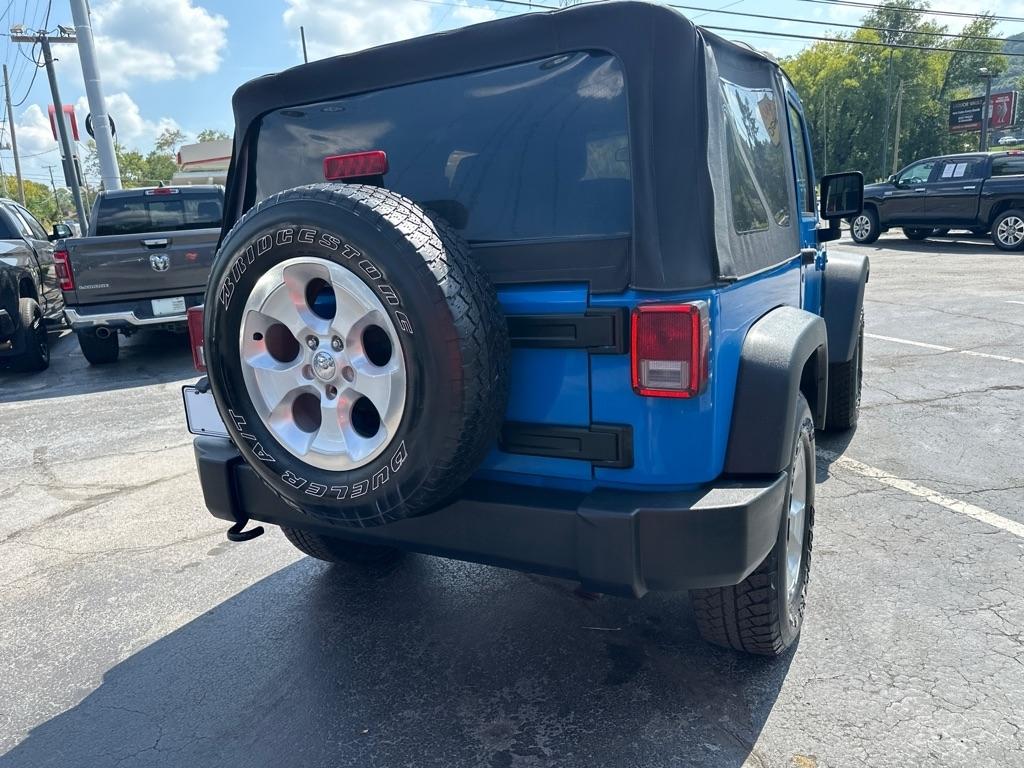 Jeep Wrangler 4WD 2dr Sport 2011