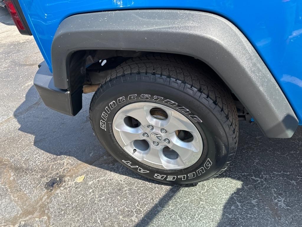 Jeep Wrangler 4WD 2dr Sport 2011