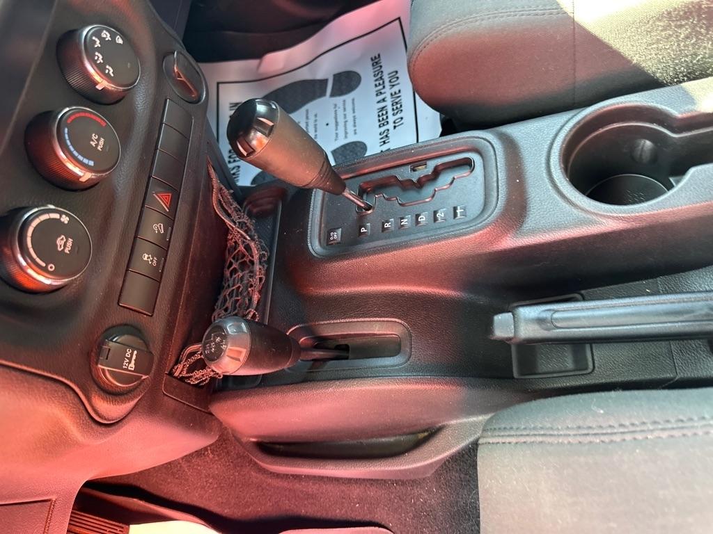 Jeep Wrangler 4WD 2dr Sport 2011