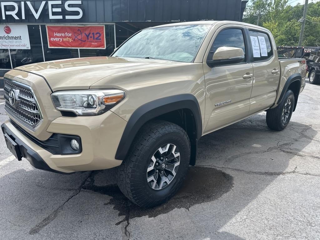 Toyota Tacoma 4WD Double Cab V6 MT TRD Off Road (Natl) 2016