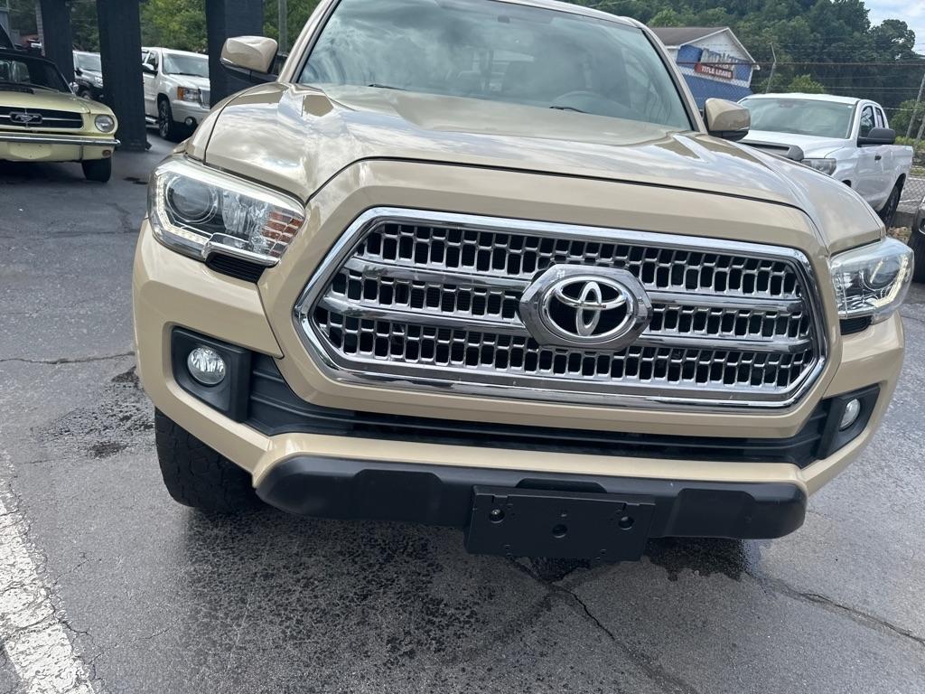 Toyota Tacoma 4WD Double Cab V6 MT TRD Off Road (Natl) 2016