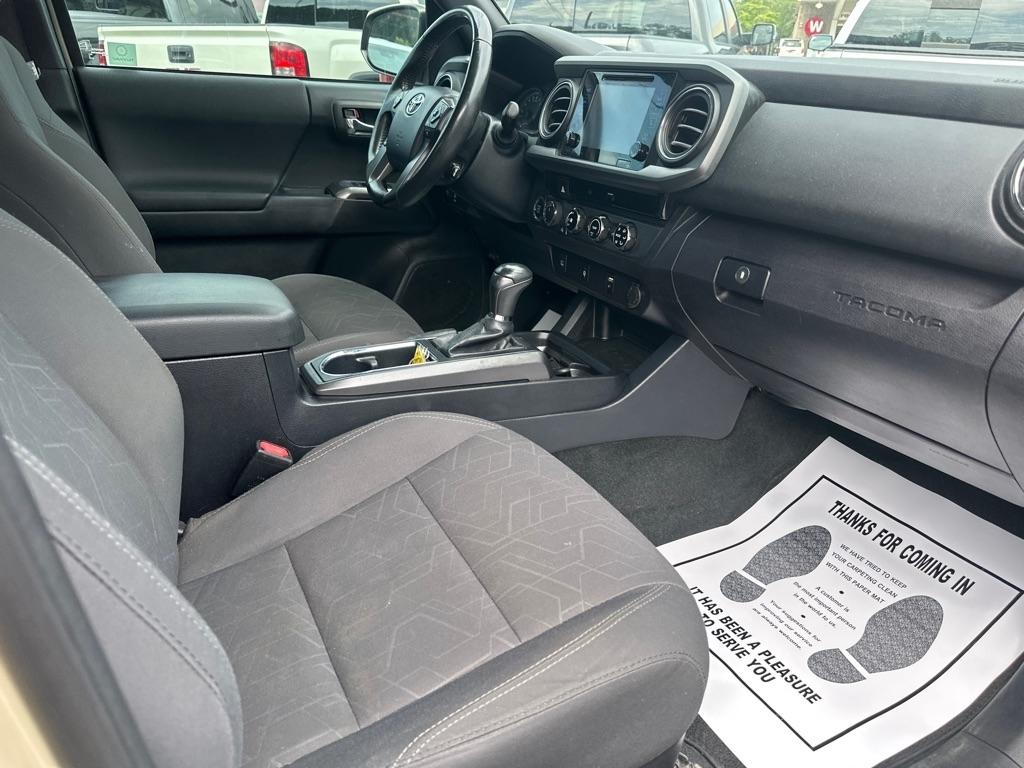 Toyota Tacoma 4WD Double Cab V6 MT TRD Off Road (Natl) 2016
