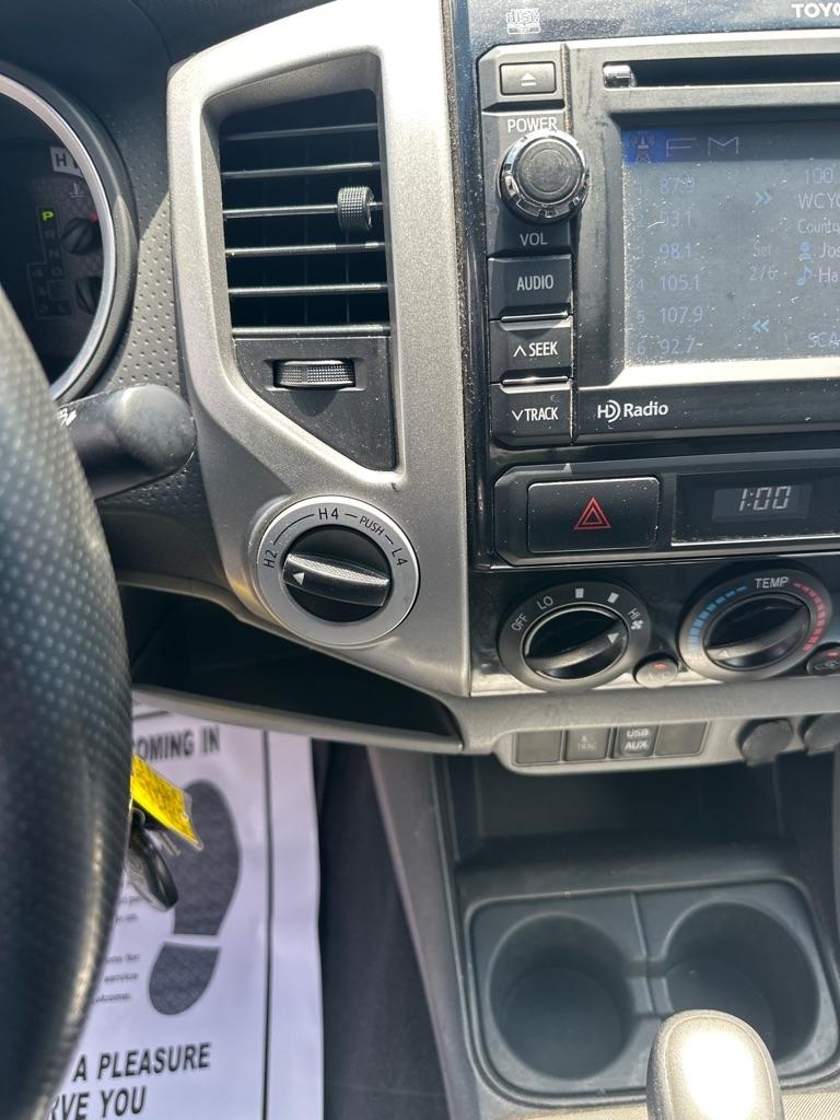 Toyota Tacoma 4WD Double Cab V6 MT (Natl) 2012