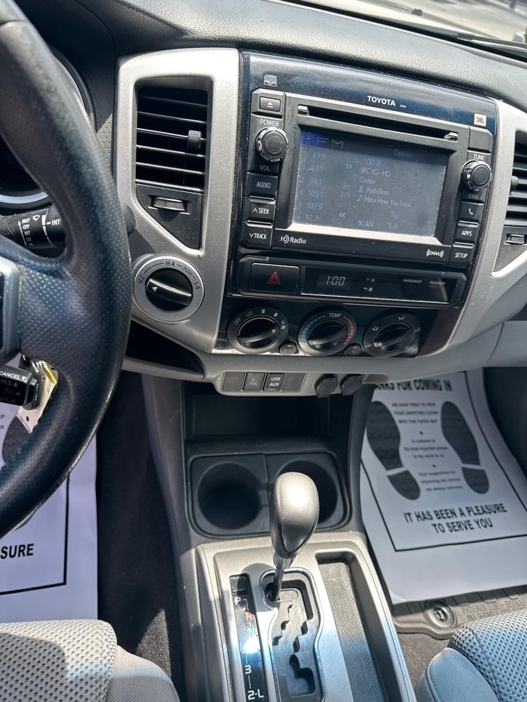 Toyota Tacoma 4WD Double Cab V6 MT (Natl) 2012