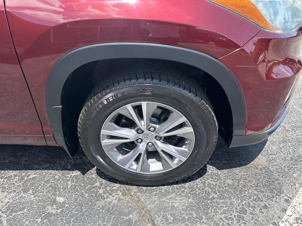 Toyota Highlander AWD 4dr V6 XLE (Natl) 2015