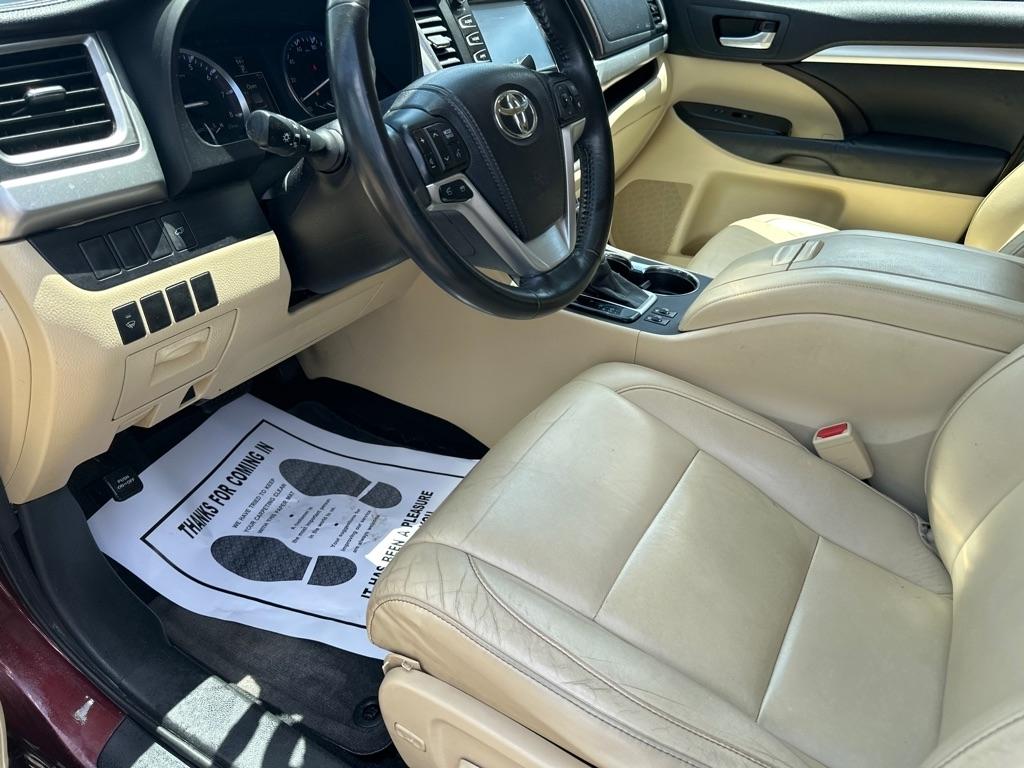 Toyota Highlander AWD 4dr V6 XLE (Natl) 2015