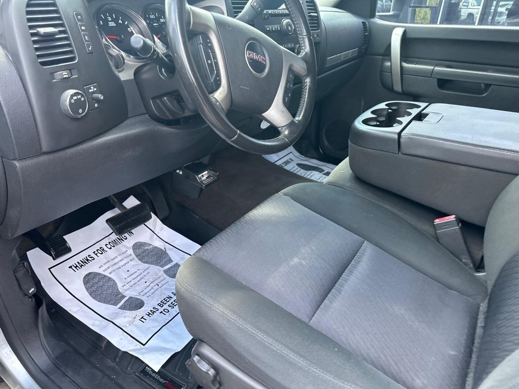 GMC Sierra 1500 4WD Crew Cab 143.5" SLE 2013
