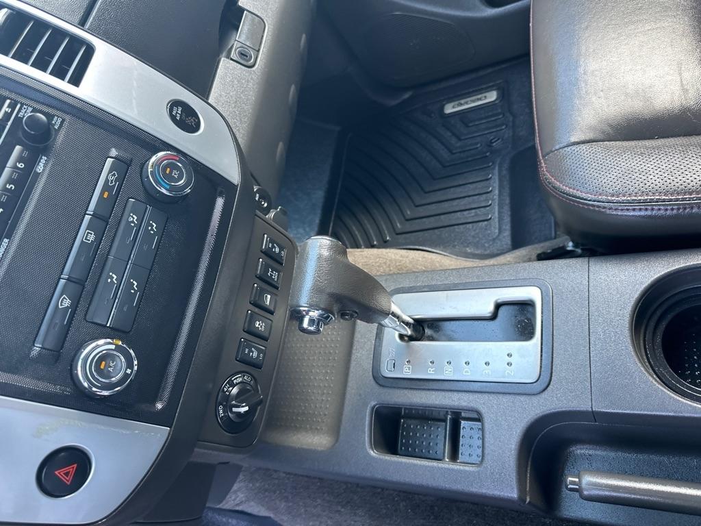 Nissan Frontier 4WD Crew Cab SWB Auto PRO-4X 2012