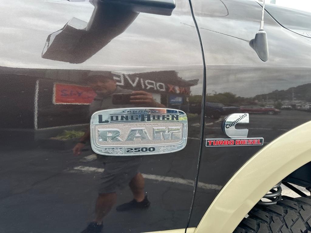 RAM 2500 Longhorn 4x4 Crew Cab 6'4" Box 2017