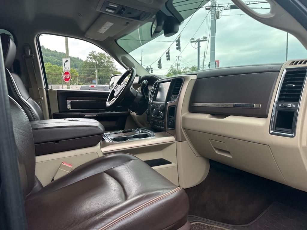 RAM 2500 Longhorn 4x4 Crew Cab 6'4" Box 2017